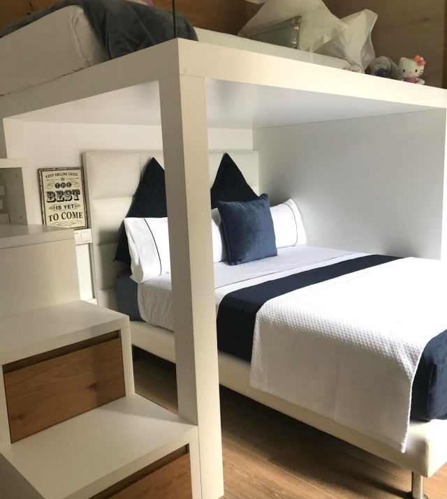 PHOTO-2024-08-30-16-21-16 2.jpg